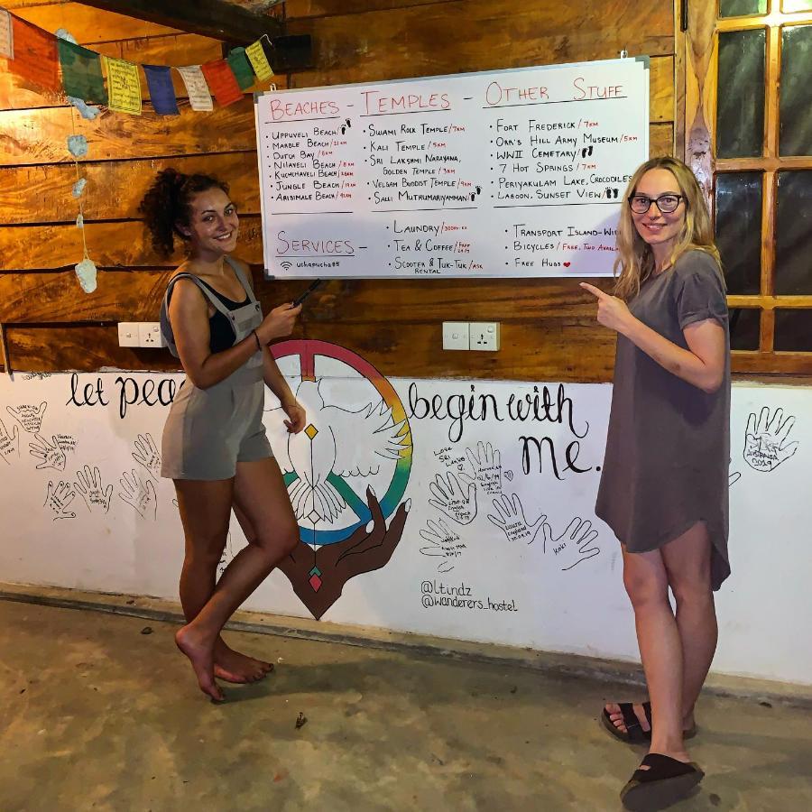Wanderers Hostel Trincomalee Exterior foto